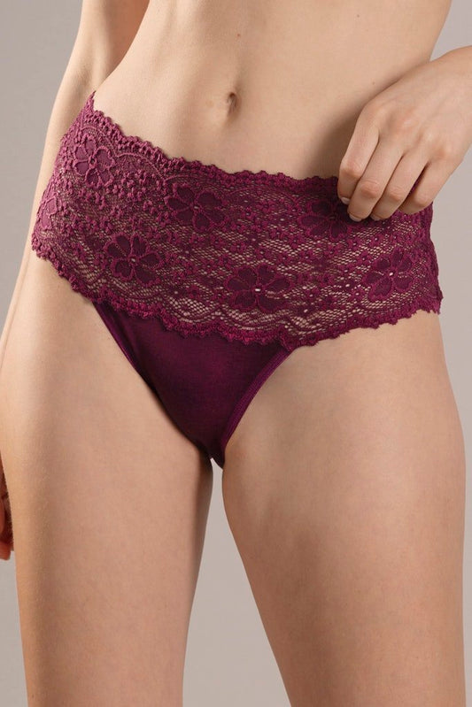Nina von C. Taillenslip Millefleurs in der Farbe Tinto Ross