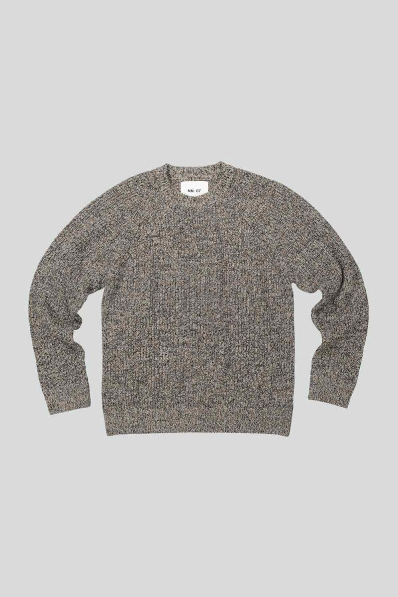 NN. 07 Pullover Jacobo