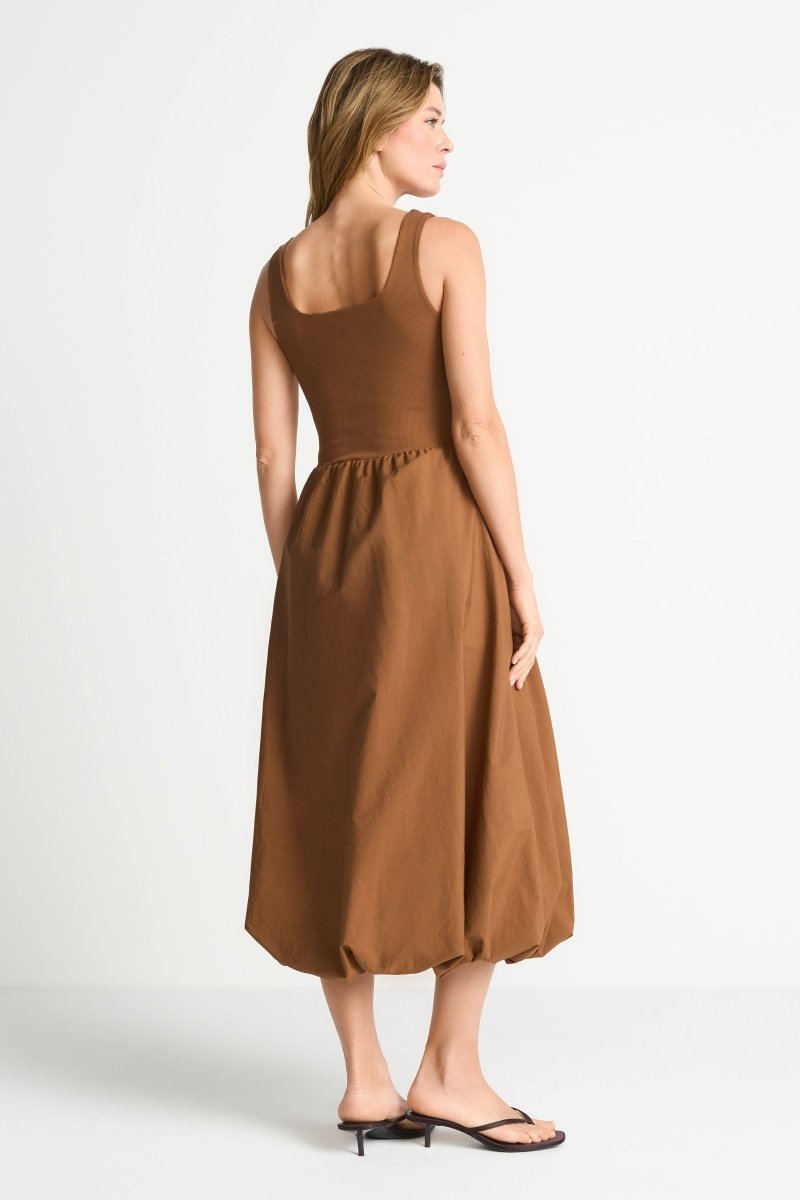 Rich & Royal Balloon Dress in der Farbe coconut bark