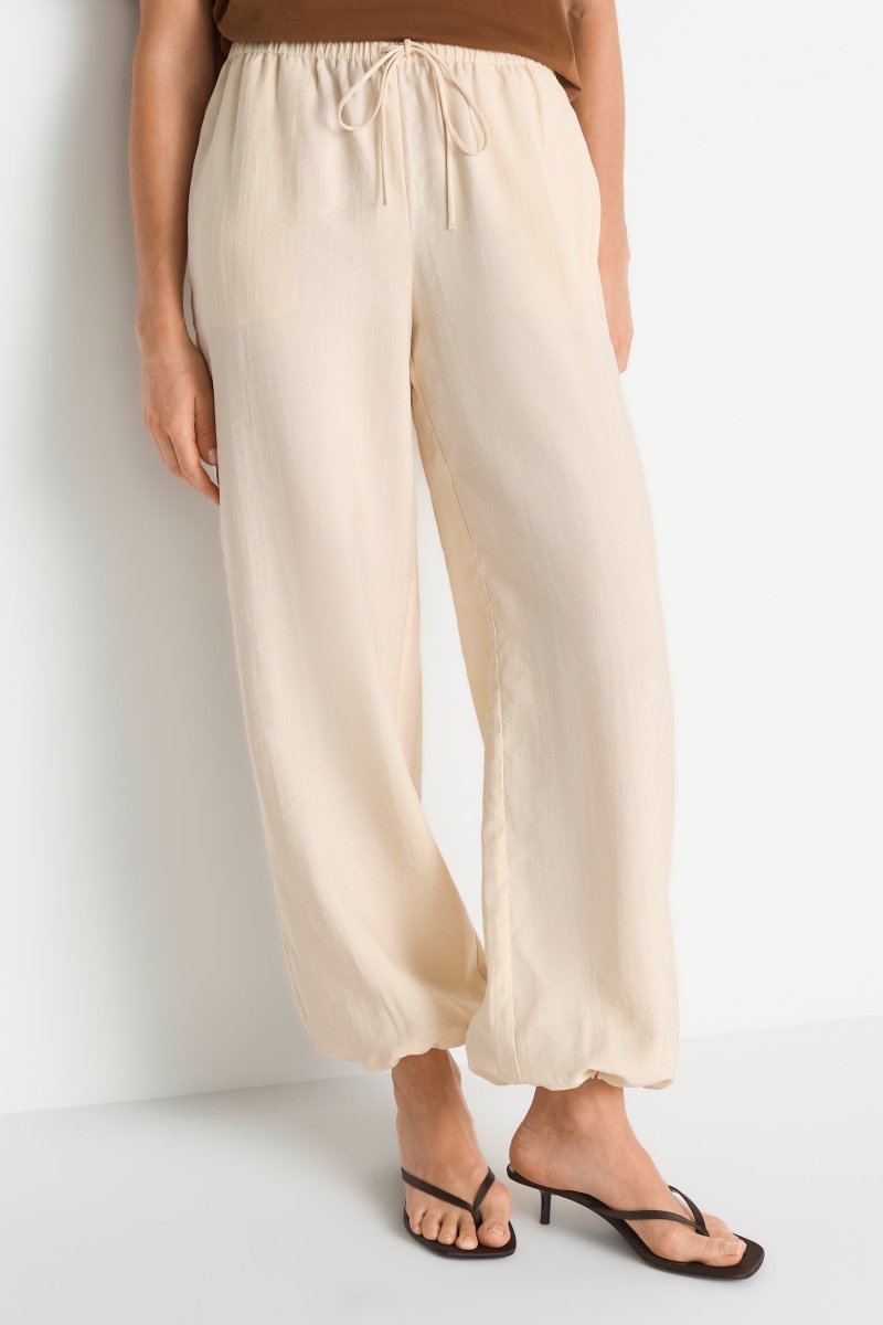Rich & Royal Bazaar pants in der Farbe white stone