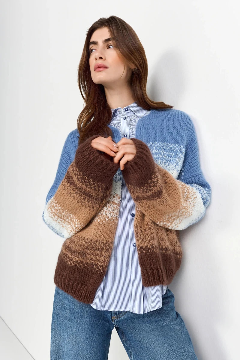 Rich & Royal Cardigan in der Farbe Dusty Blue
