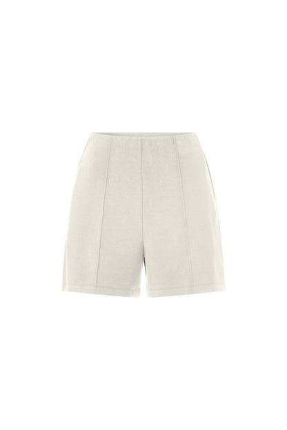 Rich & Royal Damen Scuba Shorts in pearl white