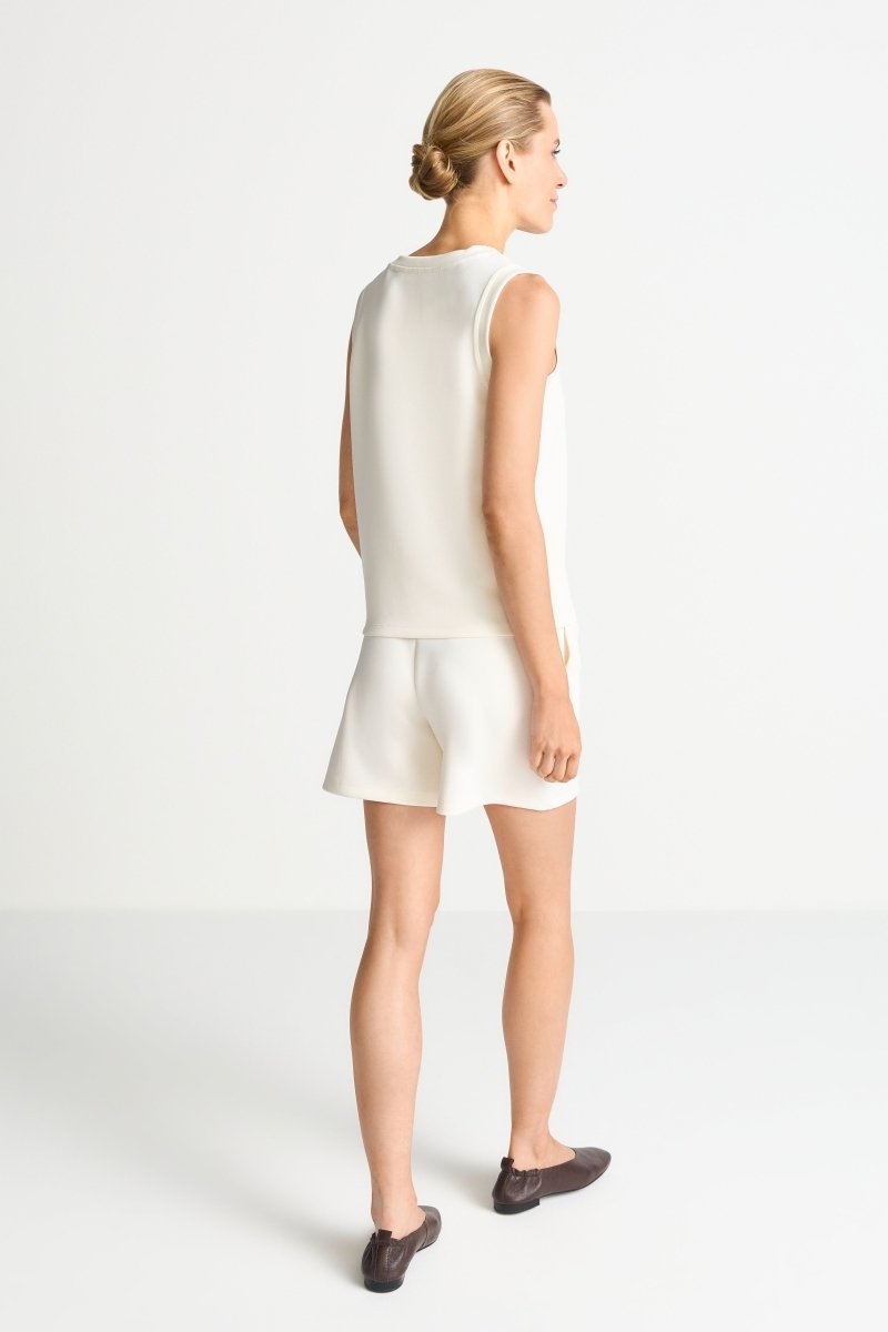 Rich & Royal Damen Scuba Shorts in pearl white
