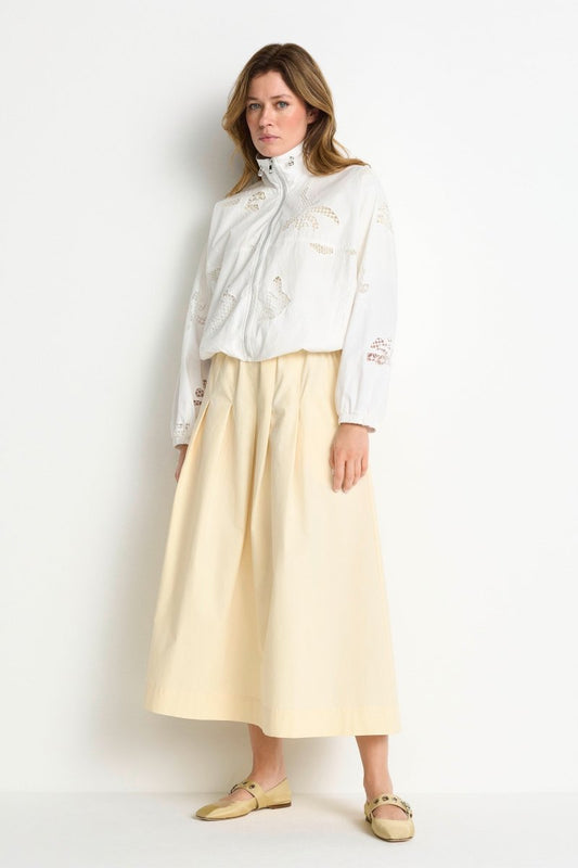 Rich & Royal Oversize blouson with broderie angl in der Farbe pearl white