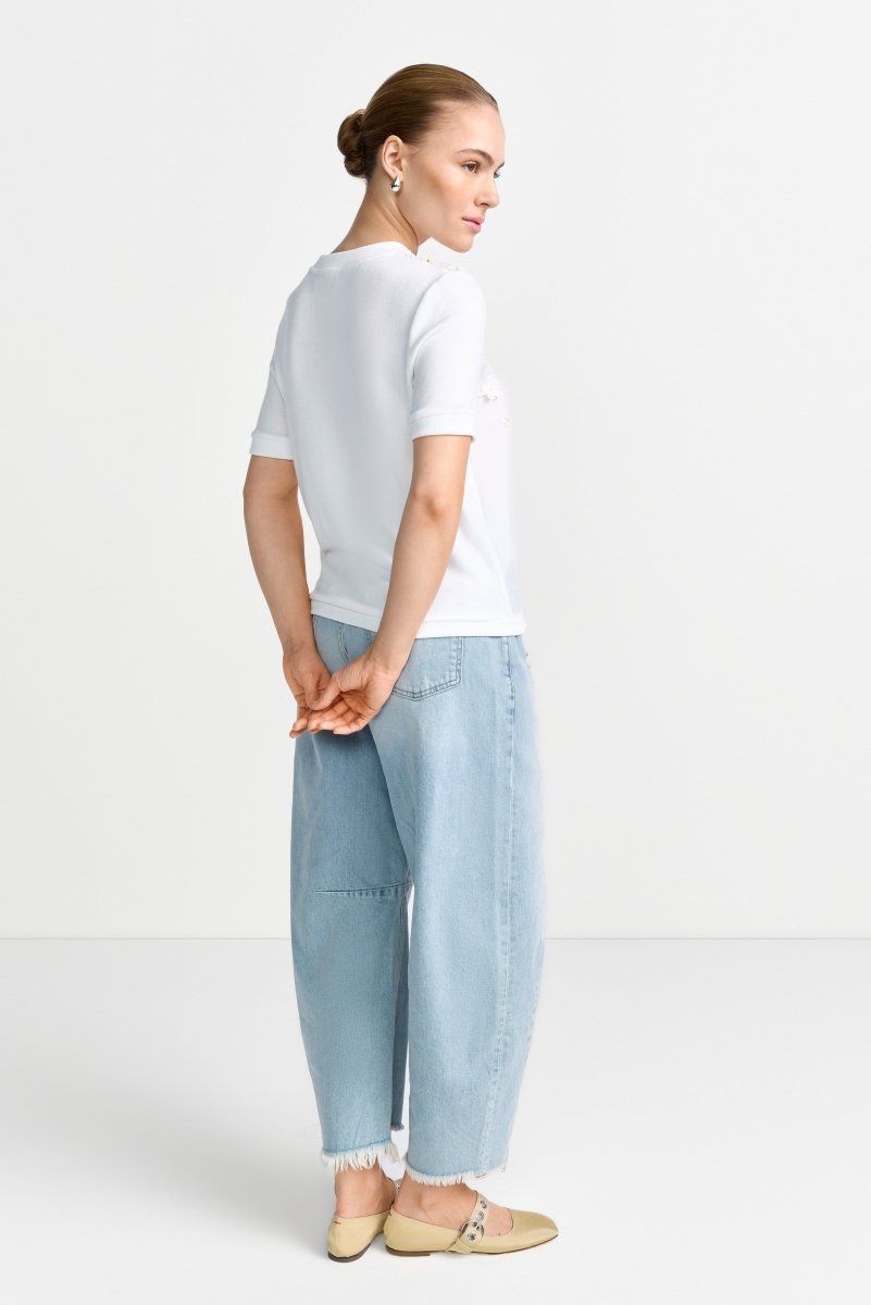 Rich & Royal Queens Knit Mat Mix T-Shirt with Flower Ap in der Farbe pearl white