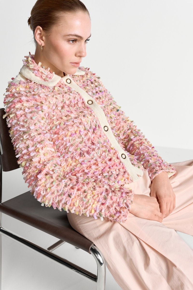 Rich & Royal Short multi color loop jacket in der Farbe Soft Papaya