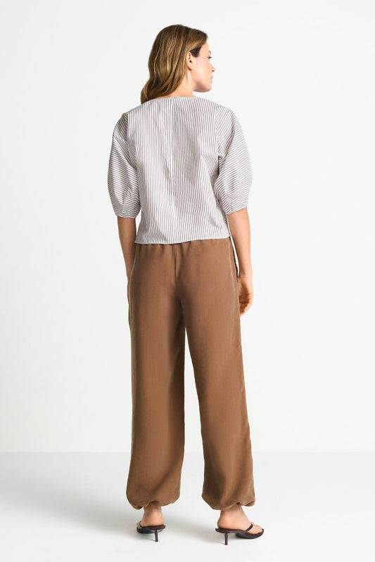Rich & Royal Short sleeve striped blouse in der Farbe coconut bark