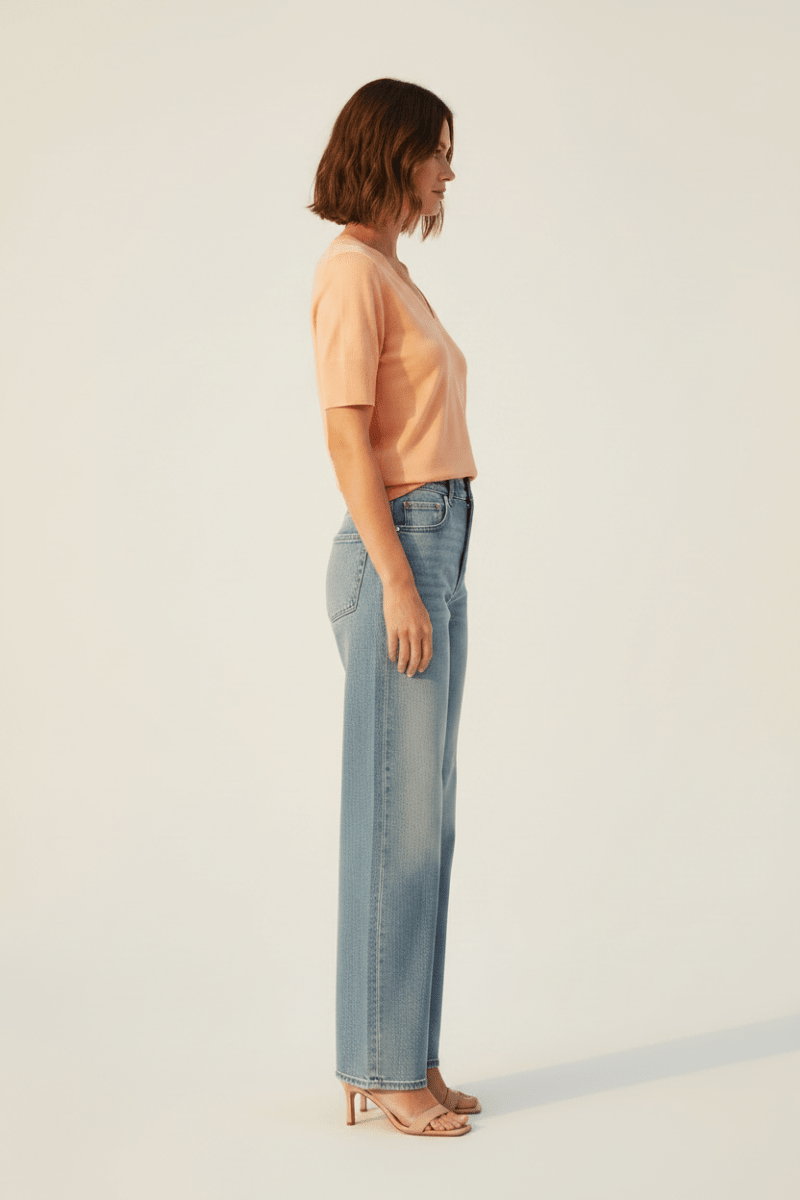 Rich & Royal T Fineknit V-Neck Shirt in der Farbe Soft Papaya