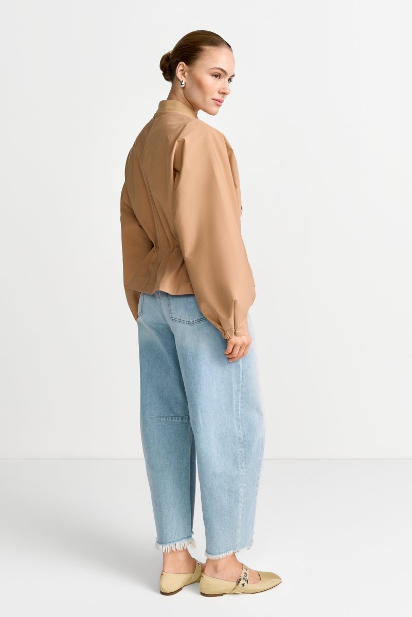 Rich Royal Waisted Blouson in der Farbe Caffe Latte