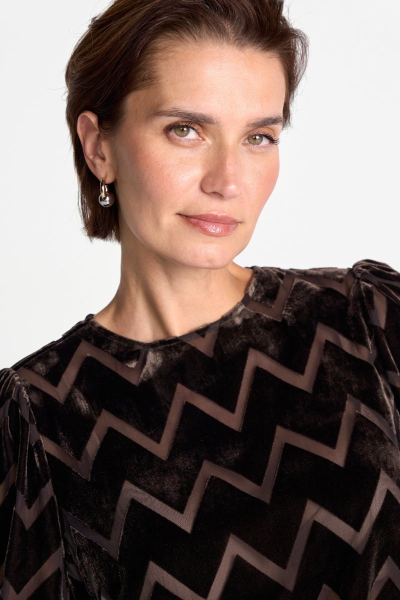 RICHROYAL Zigzag-Bluse mit Stehkragen in Chocolate Torte