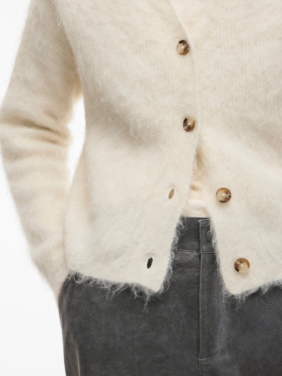 Rouge Edit Cardigan Rourose L/S V - Neck in der Farbe Birch