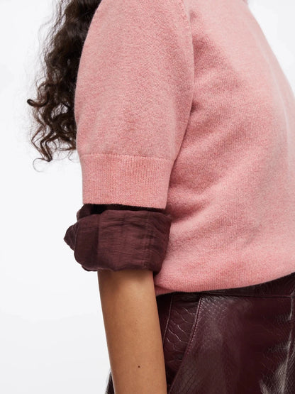 Rouge Edit Kurzarmpullover in der Farbe Peach Blossom