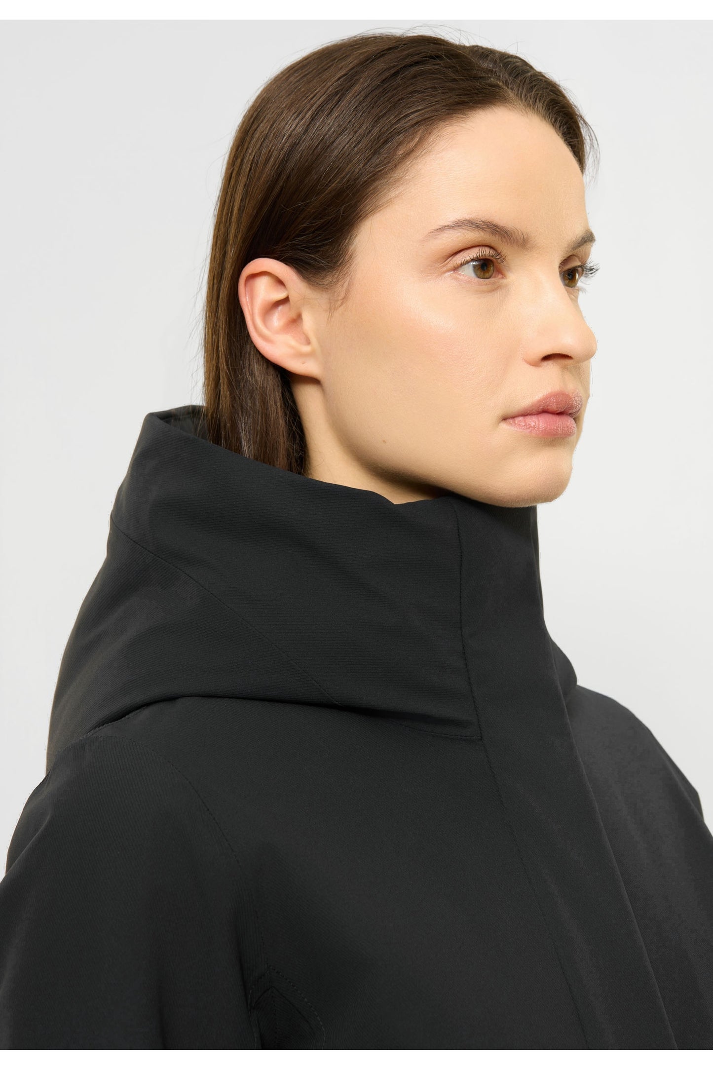 Elvine Damen Jacke Sophie Poly Flex 10K in Schwarz