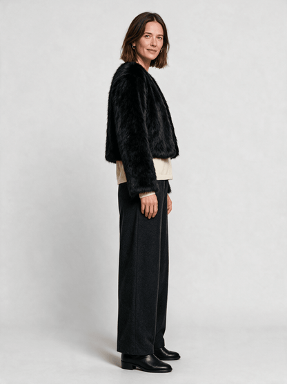 Vila Jacke Vipelly in Black Beauty
