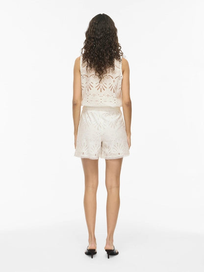 Vila Shorts VIYARA RW BRODERI ANGLAISE SHORTS - Cloud Dancer