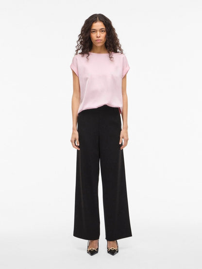 Vila T-shirt Viellette Satin Top in der Farbe Cherry Blossom