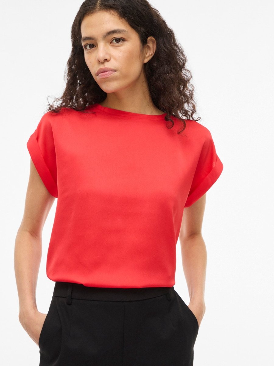 Vila T-shirt Viellette Satin Top in der Farbe Hibiscus