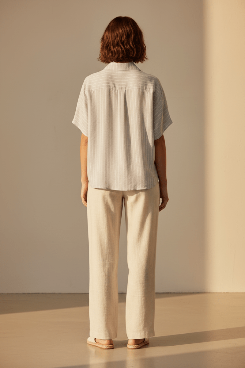 YAYA Gestreifte Bluse mit kurzen Ärmeln ALABASTER GRAY DESSIN