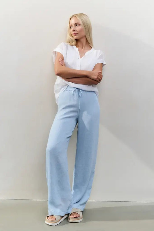 Yaya Hose in der Farbe Baby Blue