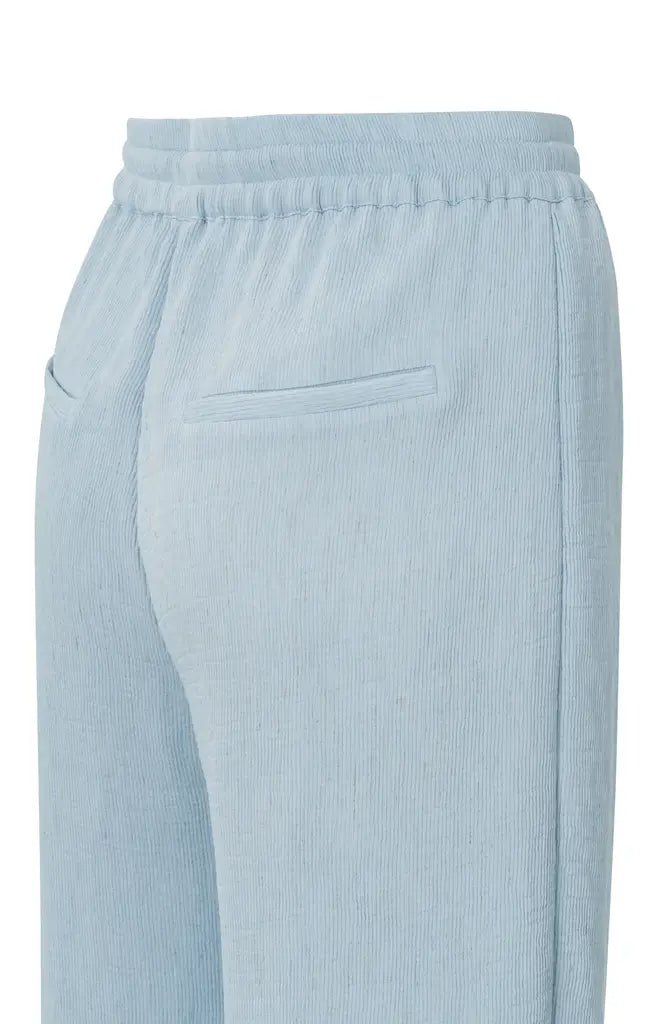 Yaya Hose in der Farbe Baby Blue