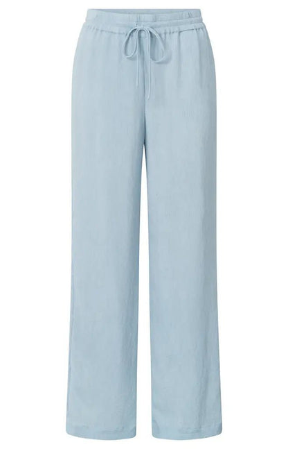 Yaya Hose in der Farbe Baby Blue